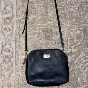 MICHEAL KORS gently used crossbody